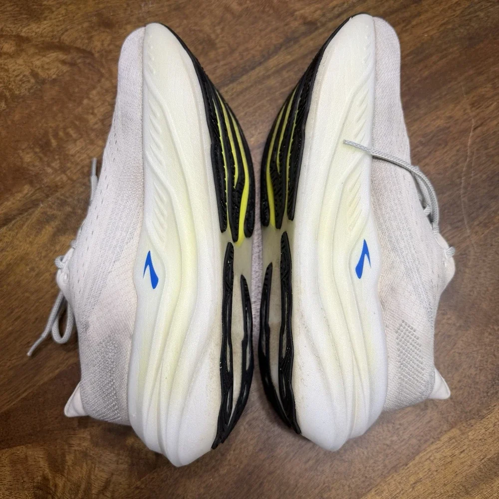Brooks shoes are